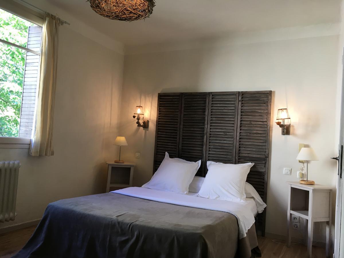 La Mirabelle-Casteil Country House Guest House Exterior photo